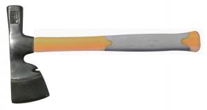 China 600g Multi - Purpose Camping Hatchet Hammer Fiberglass Handle Tempering wholesale