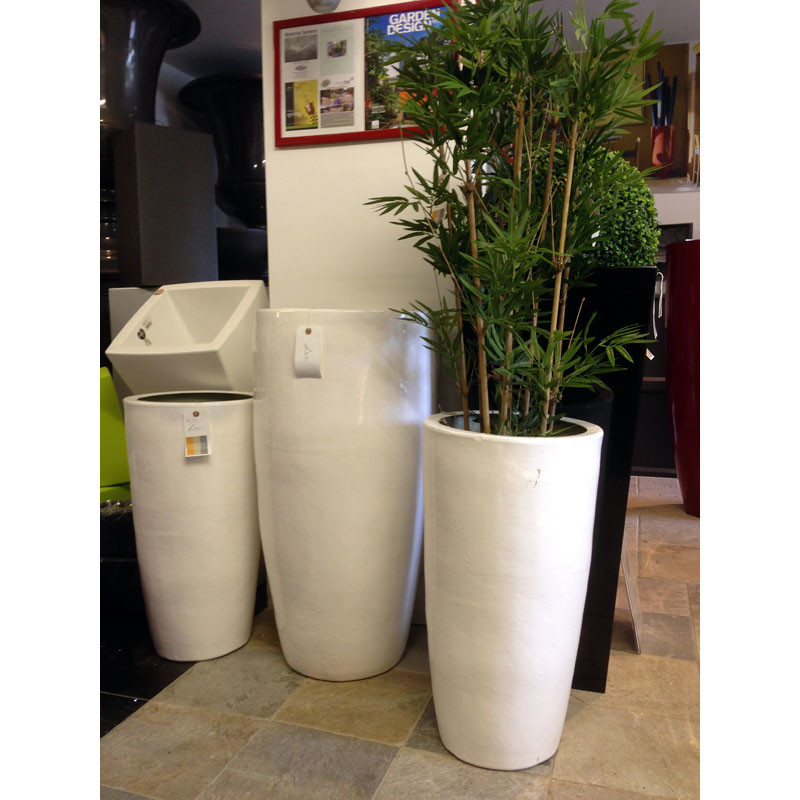 Customizable Fiberglass Flower Planters For Outdoor Gardening Decor