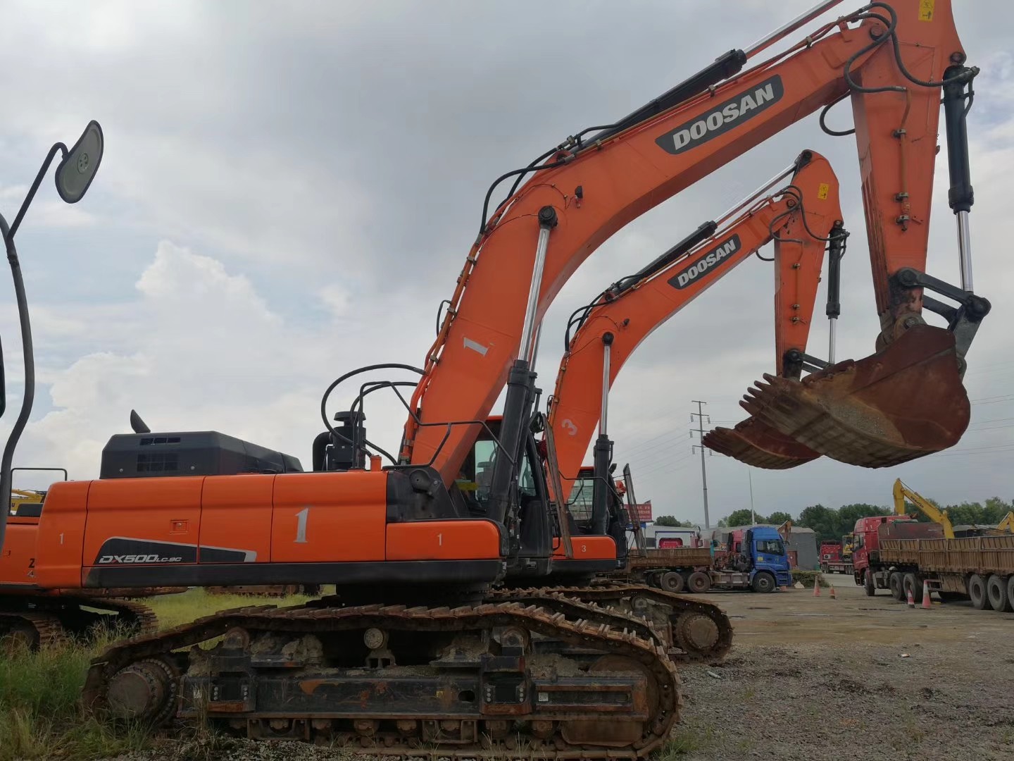 Used Doosan DX500 crawler Excavator 238KW Rated Power Heavy Equipment
