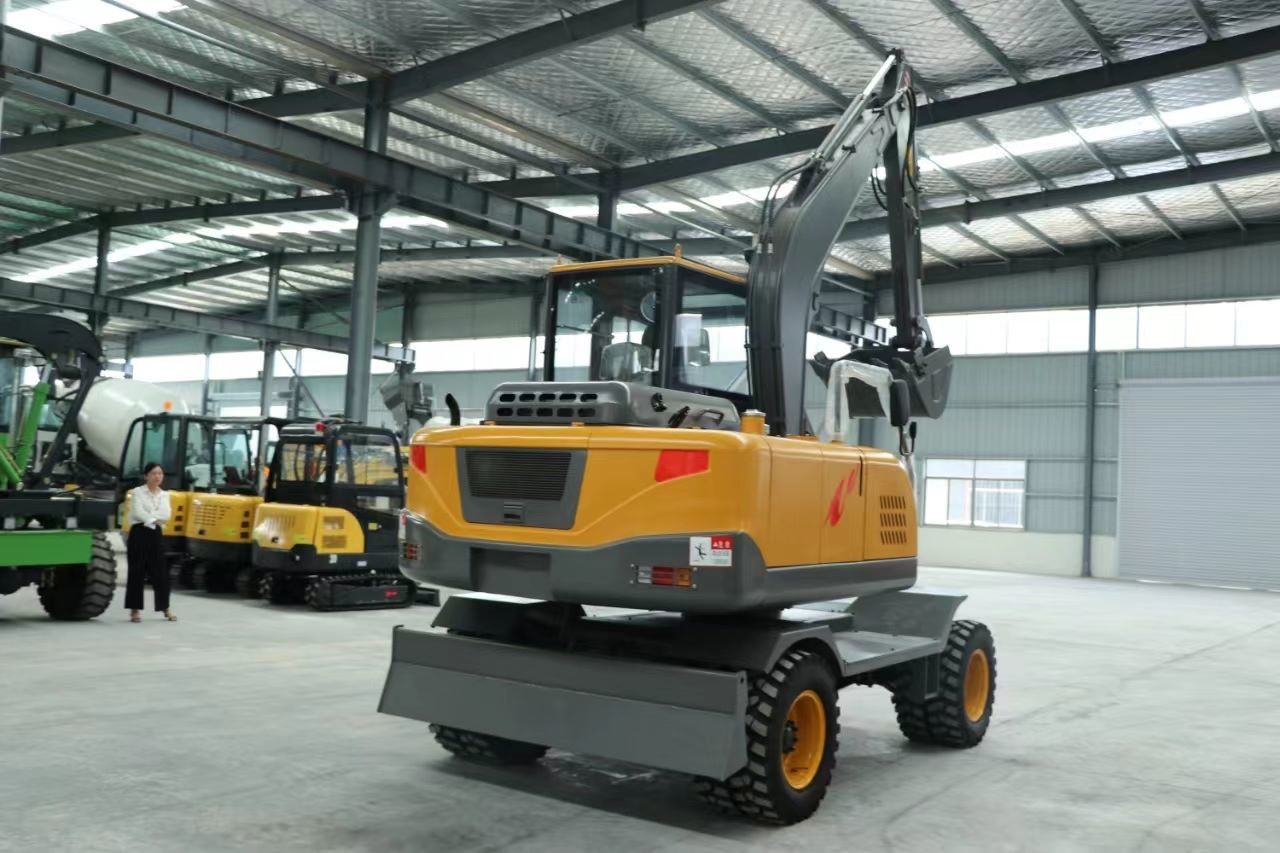 6 Ton 6.5 Ton 8 Ton Mini Excavator Machine Customized Mini Wheel Excavator