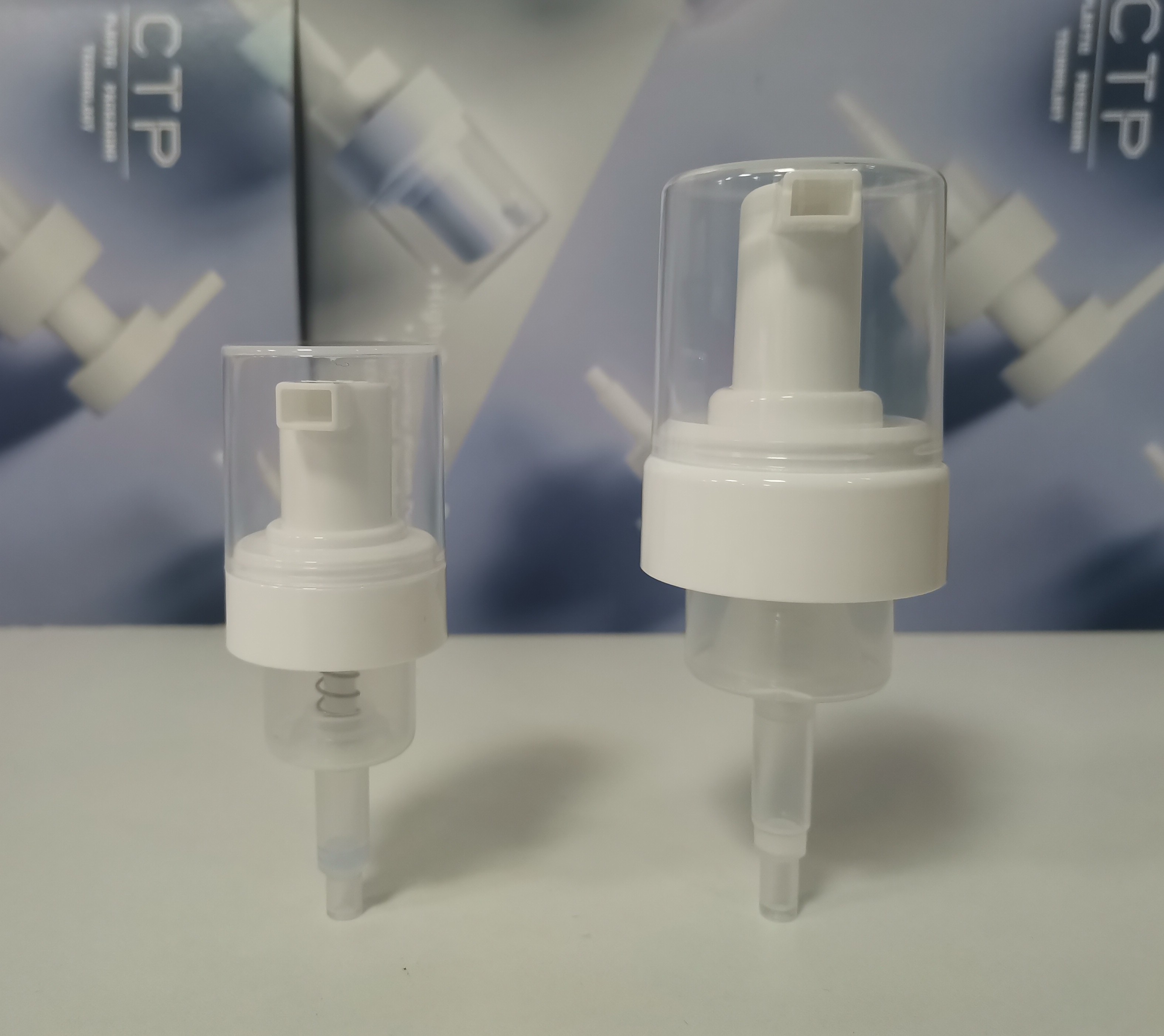 Recyclable Screw On Mini Foam Pump With 0.4 CC Eco Friendly Foam Output