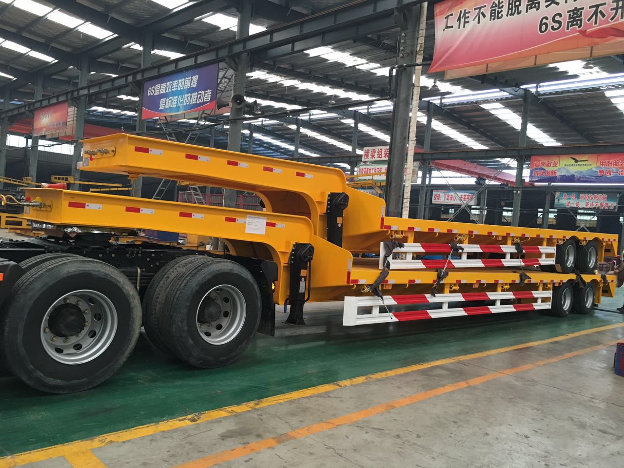 Truck Trailer 3 axles flatbed semi-trailer platform 40ft 48ft for container transport