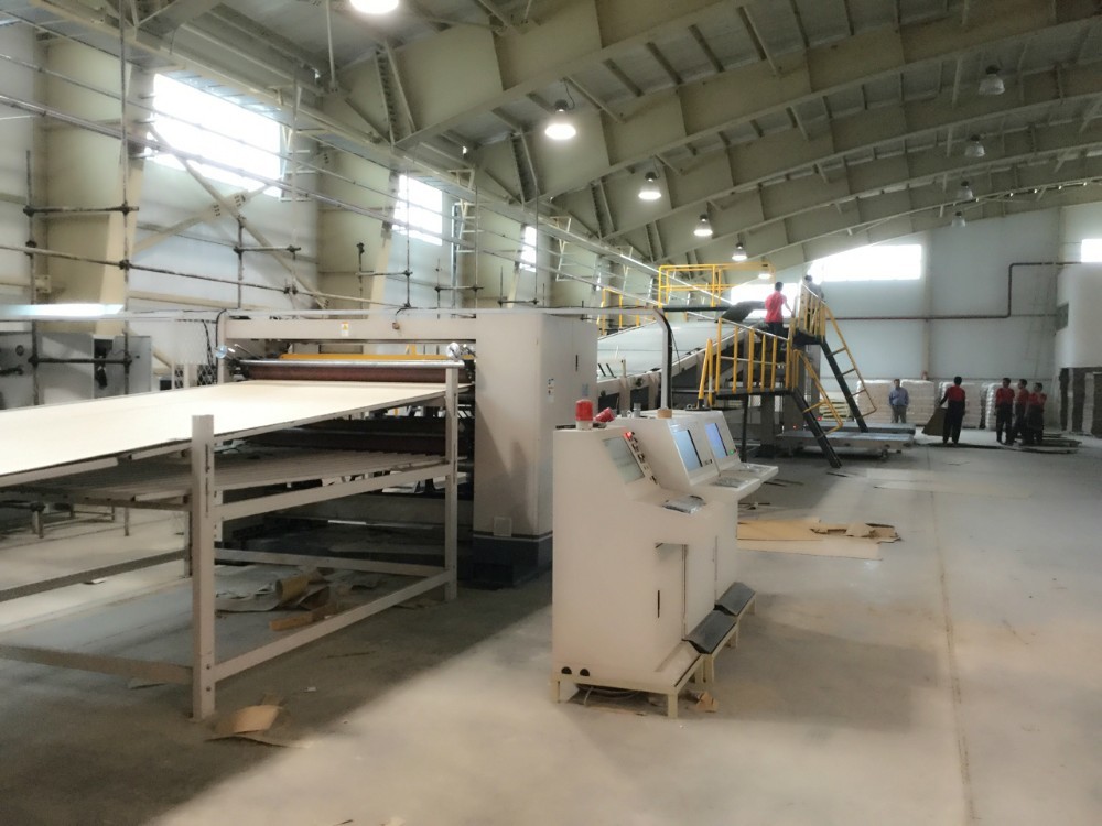 QH-PACK 5 Ply Corrugated Cardboard Production Line , Corrugated Paper Making Machine