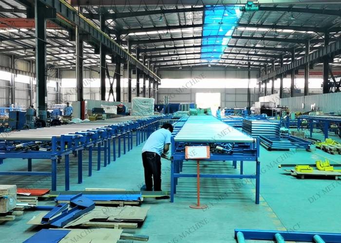 PLC Pu Panel Machine 8m Continuous Pu Sandwich Panel Production Line
