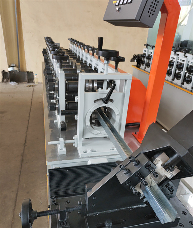 Metal stud and track machine galvanized sheet fully automatic high speed
