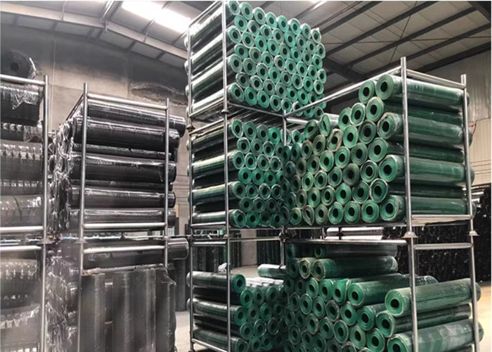 2x2 Square Hole Pvc Welded Wire Mesh Roll For Garden Fence Widely Used In Various Industries