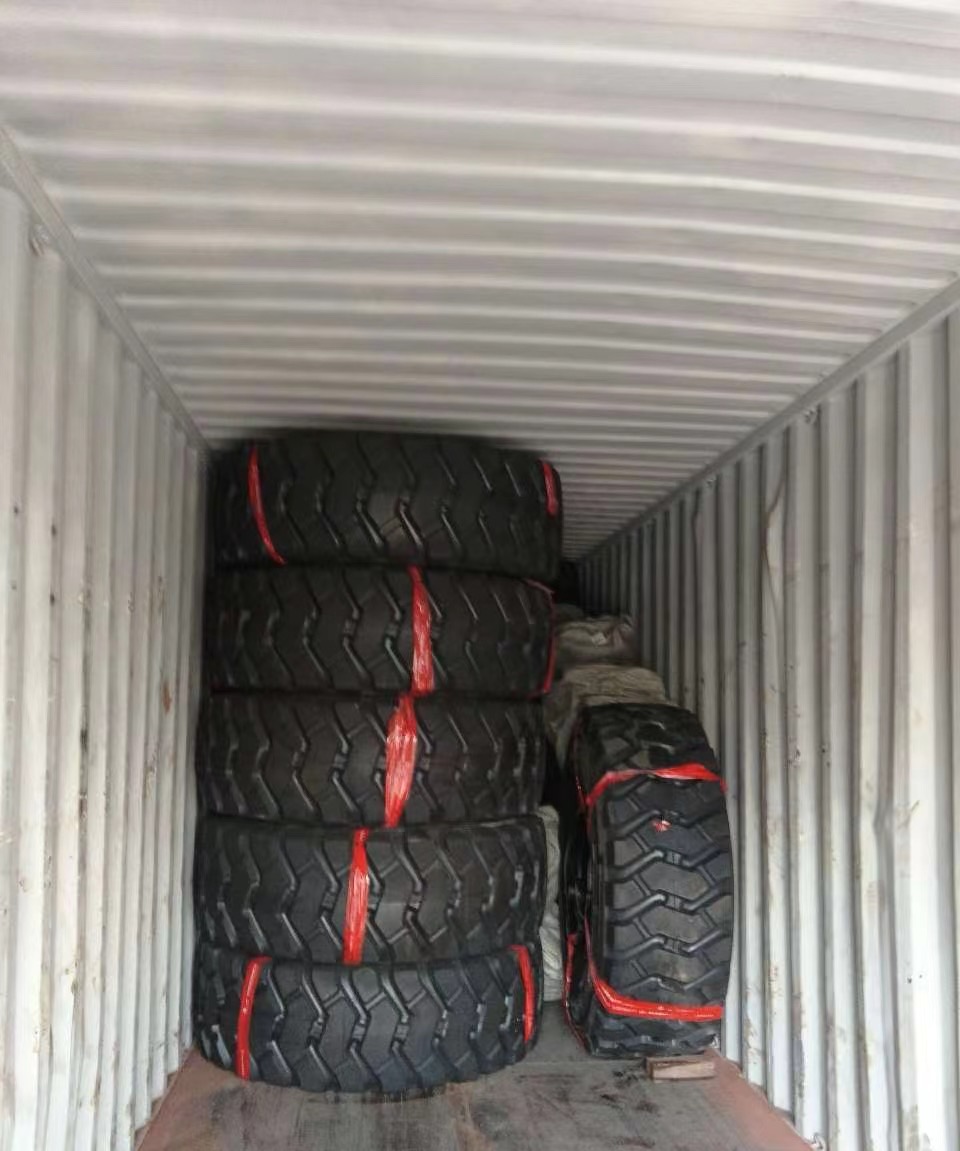 65R22.5-20PR Light Duty Truck Tires AT560 Small Truck Tires