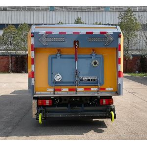 Efficient Road Maintenance Heavy Duty Street Cleaning Vacuum Truck