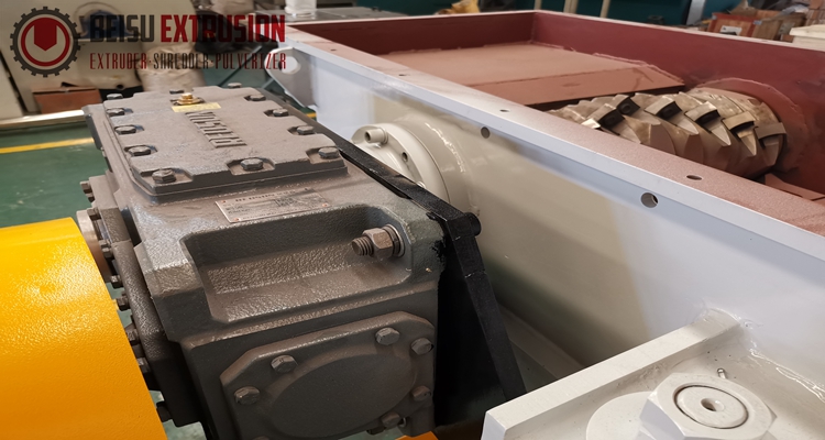 350kg/H PS Single Shaft Shredder Grinder Machine
