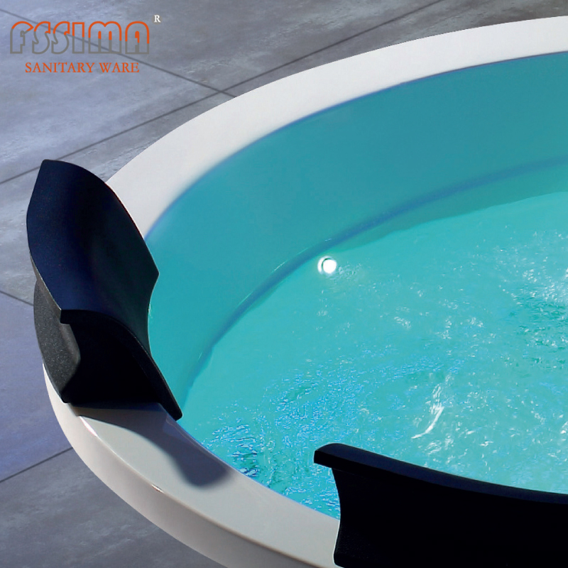 1700mm Freestanding Jetted Bathtub For 2 Round Stand Alone Tub Hot Small