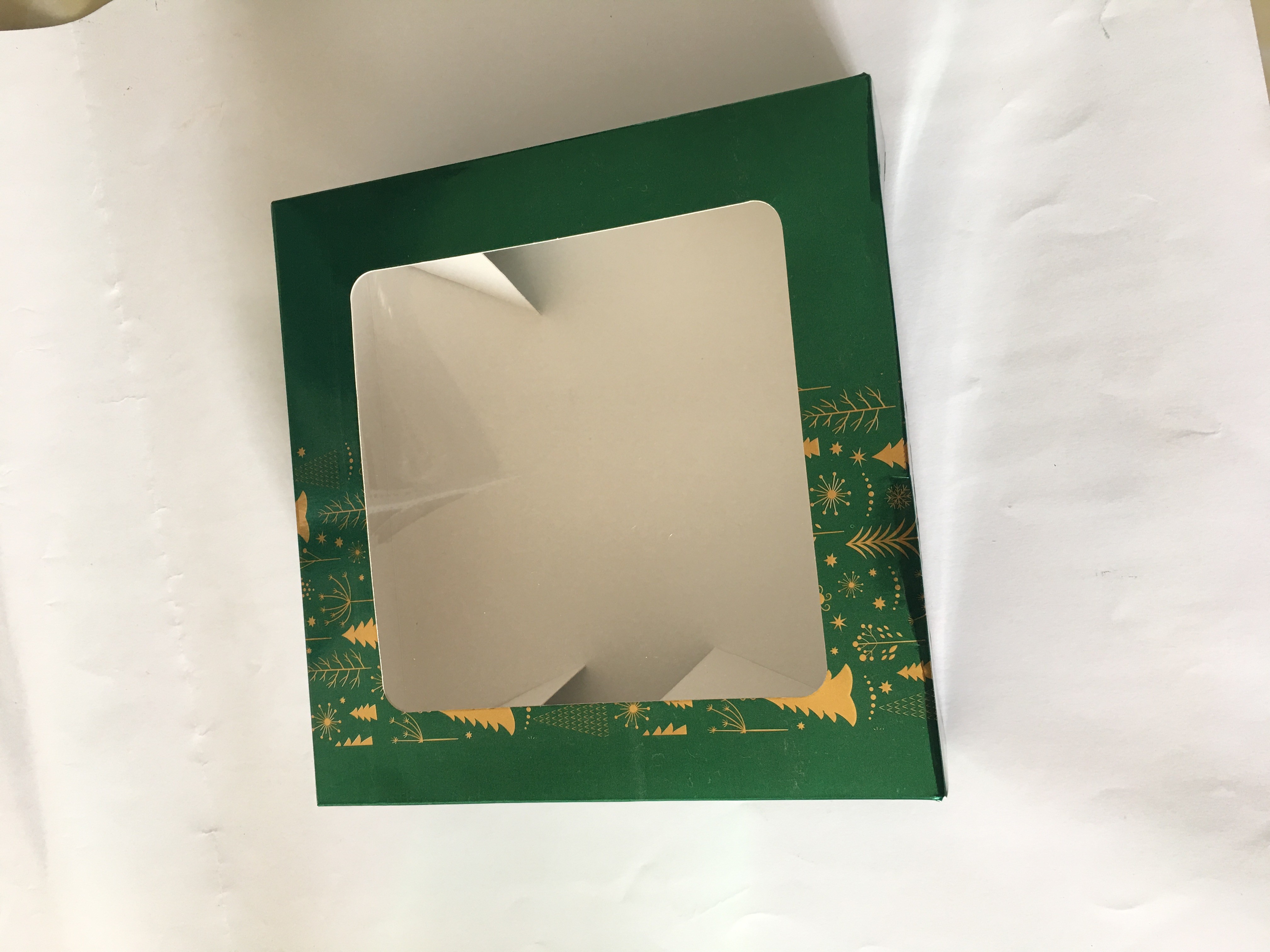 Paper folding shipped boxes with PVC window for cosmetic packaging, made of art paper+blister