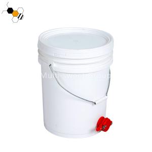 China 20L PP Plastic Honey Storage Bucket Apiculture Tools wholesale