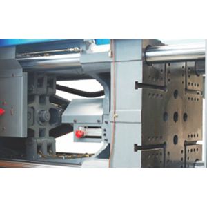 China Thermoplastic PE Injection Molding Machine , Injection Moulding Machine MZ320MD wholesale