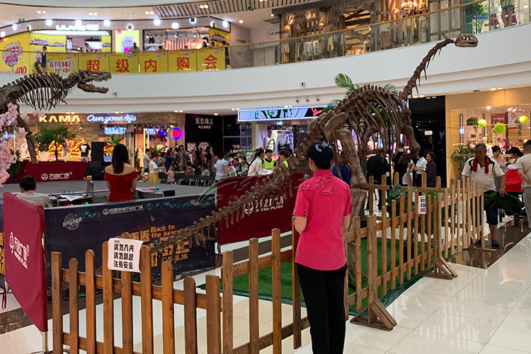 Weather Resistant Simulation Dinosaur Fossil Model For Museum Exhibition