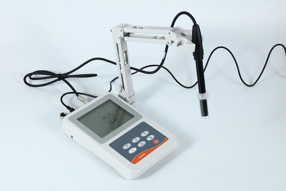 Benchtop Online Resistivity Temperature Conductivity Meter with IP67 Protection Grade