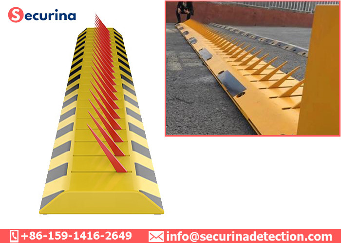 Heavy Duty Traffic Spike Barrier , Automatic Electric Tire Killer