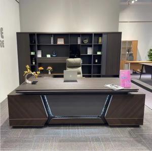 China Commercial Furniture Boss Manager Wooden Office Table for Working Executive Desk wholesale