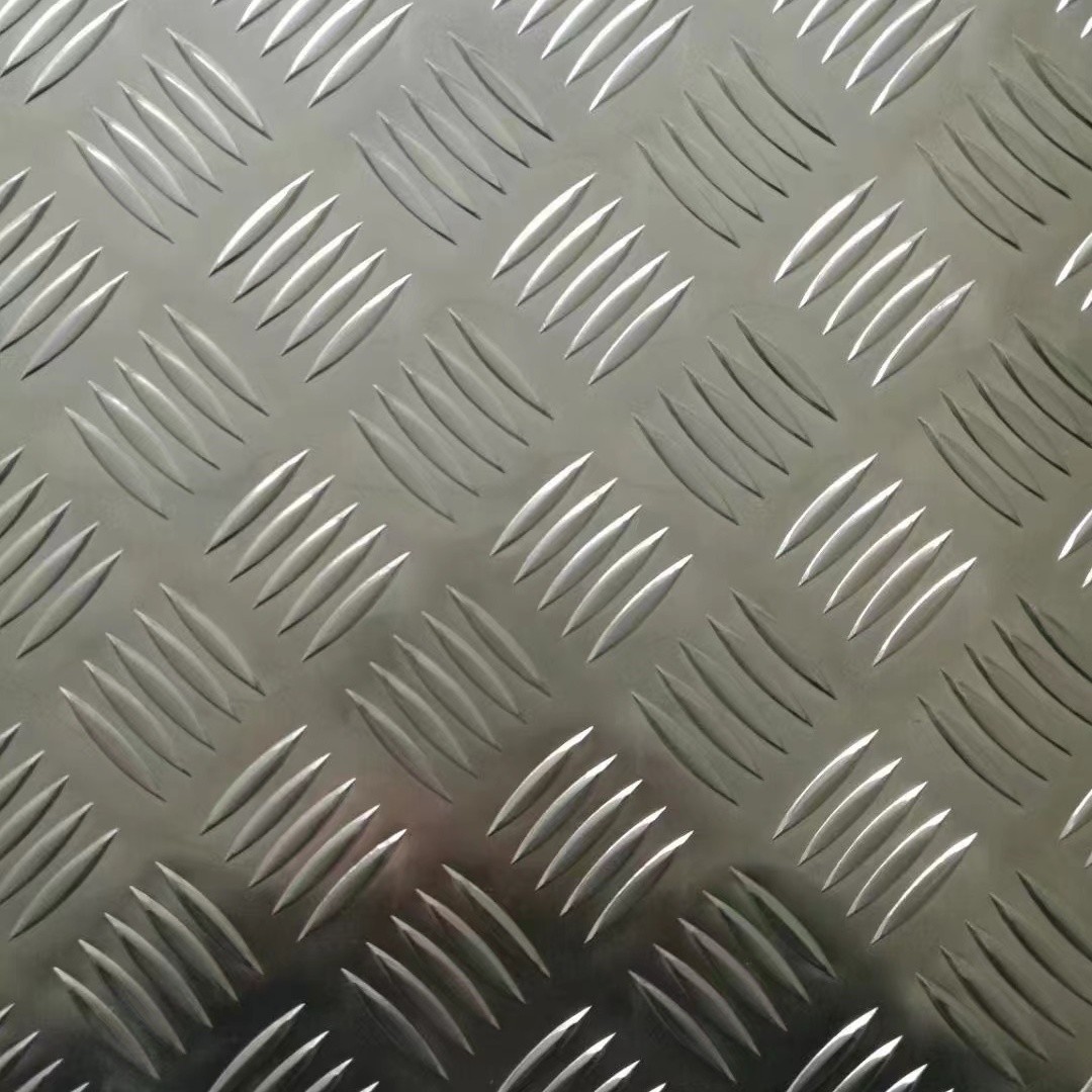Non-Slip Diamond Aluminium Checkered Sheet 6061 T6 5053 Size: 10'x4'x2.0mm Technical Specification