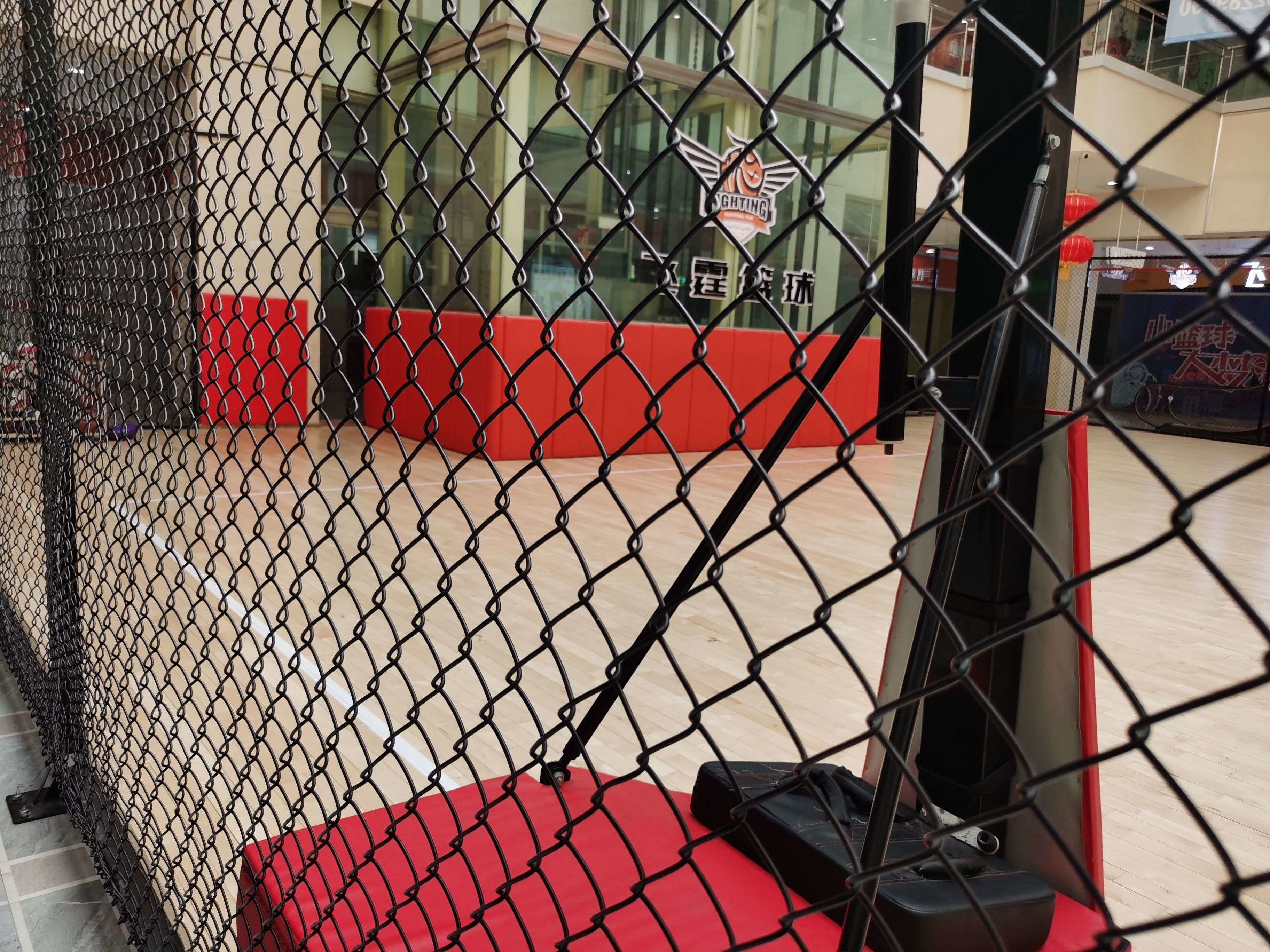 3.0mm Galvanized Chain Link Fence For Commercial Security Bsaketball Court Playground