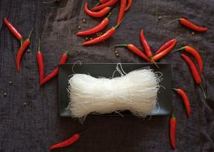 China Long Cellophane Mung Bean Glass Noodles Thread Vermicelli glass wholesale