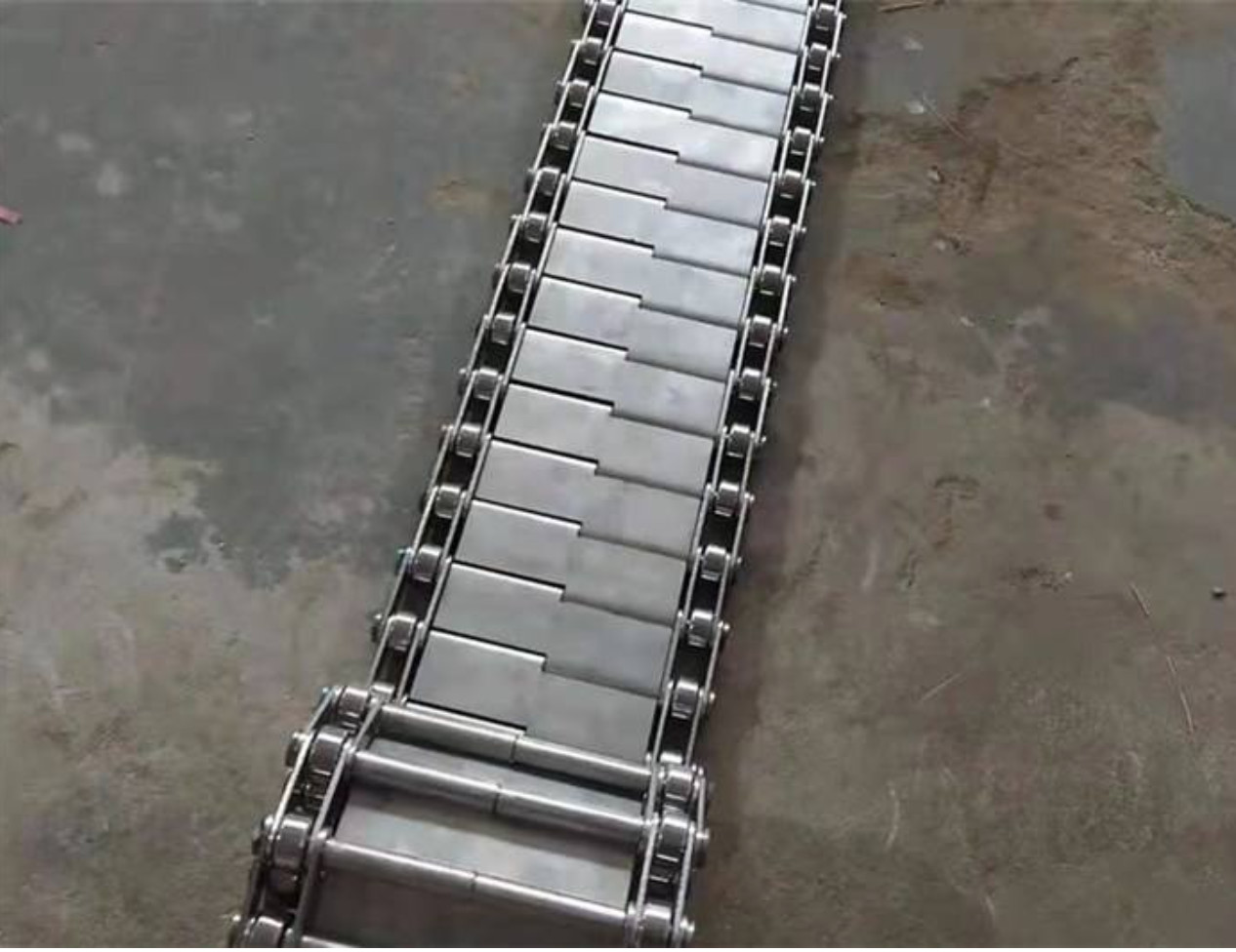 304 316 stainless steel woven wire mesh conveyor belts perforated metal for food machinery
