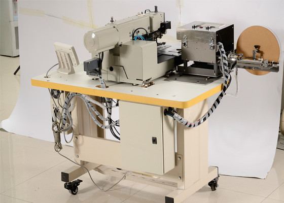 200 * 100mm Auto Upholstery Sewing Machine , Servo Motor Needle Feed Sewing Machine
