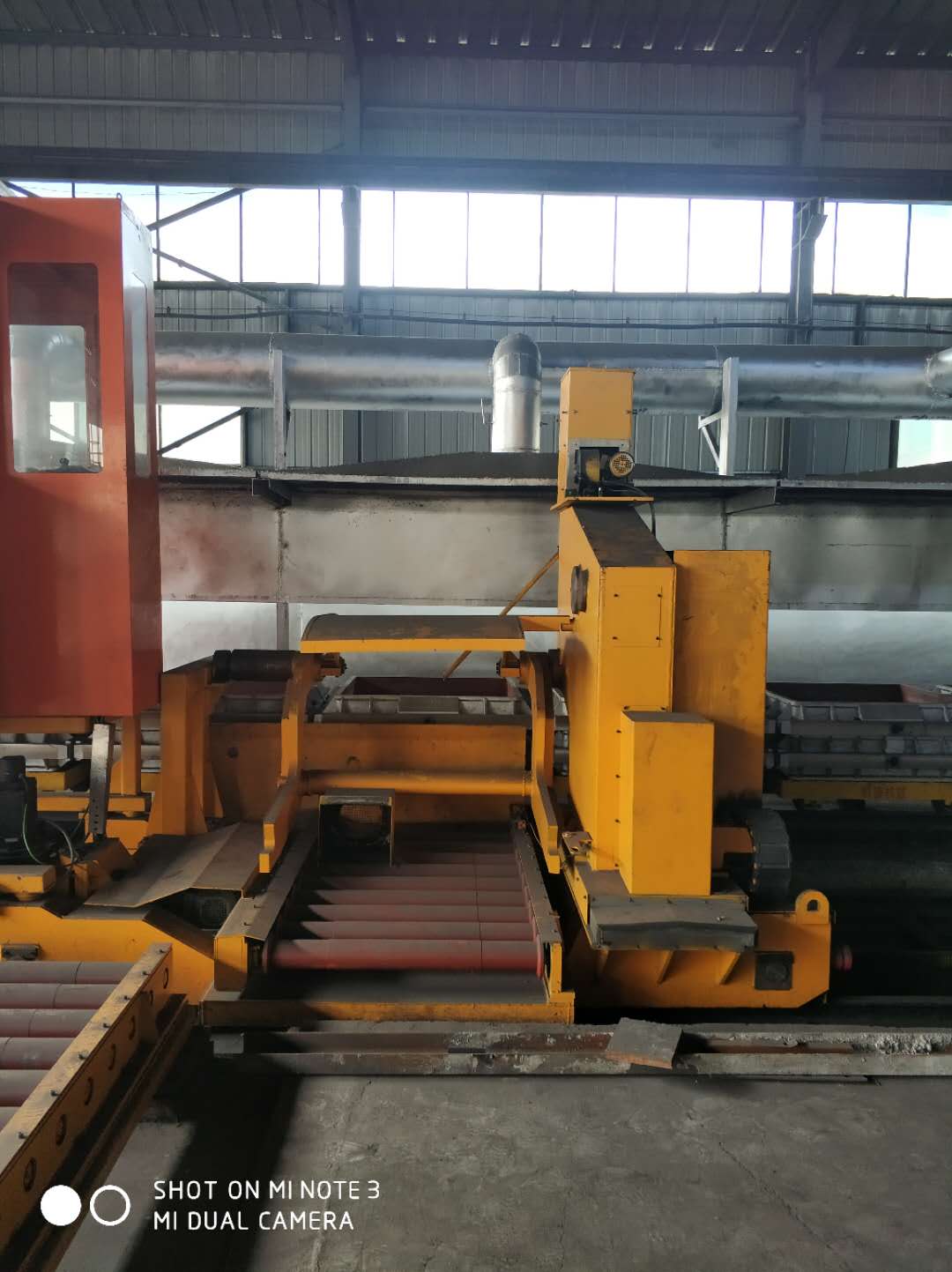 Ductile Iron Pouring Machine Longitudinal Vehicle Rail System Cable Device