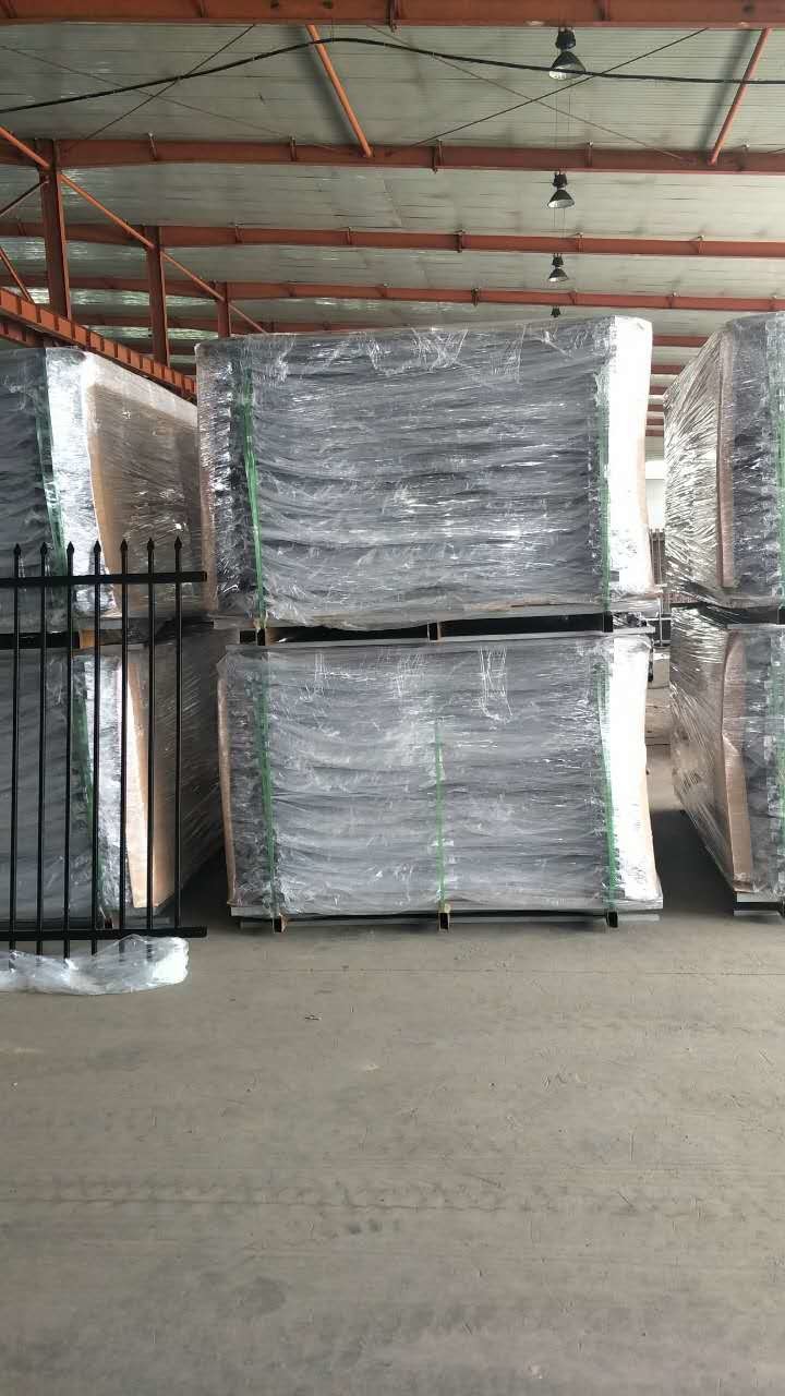 Corrosion Resistant 72'' High Commercial Wrought Iron Fencing With Black Rod