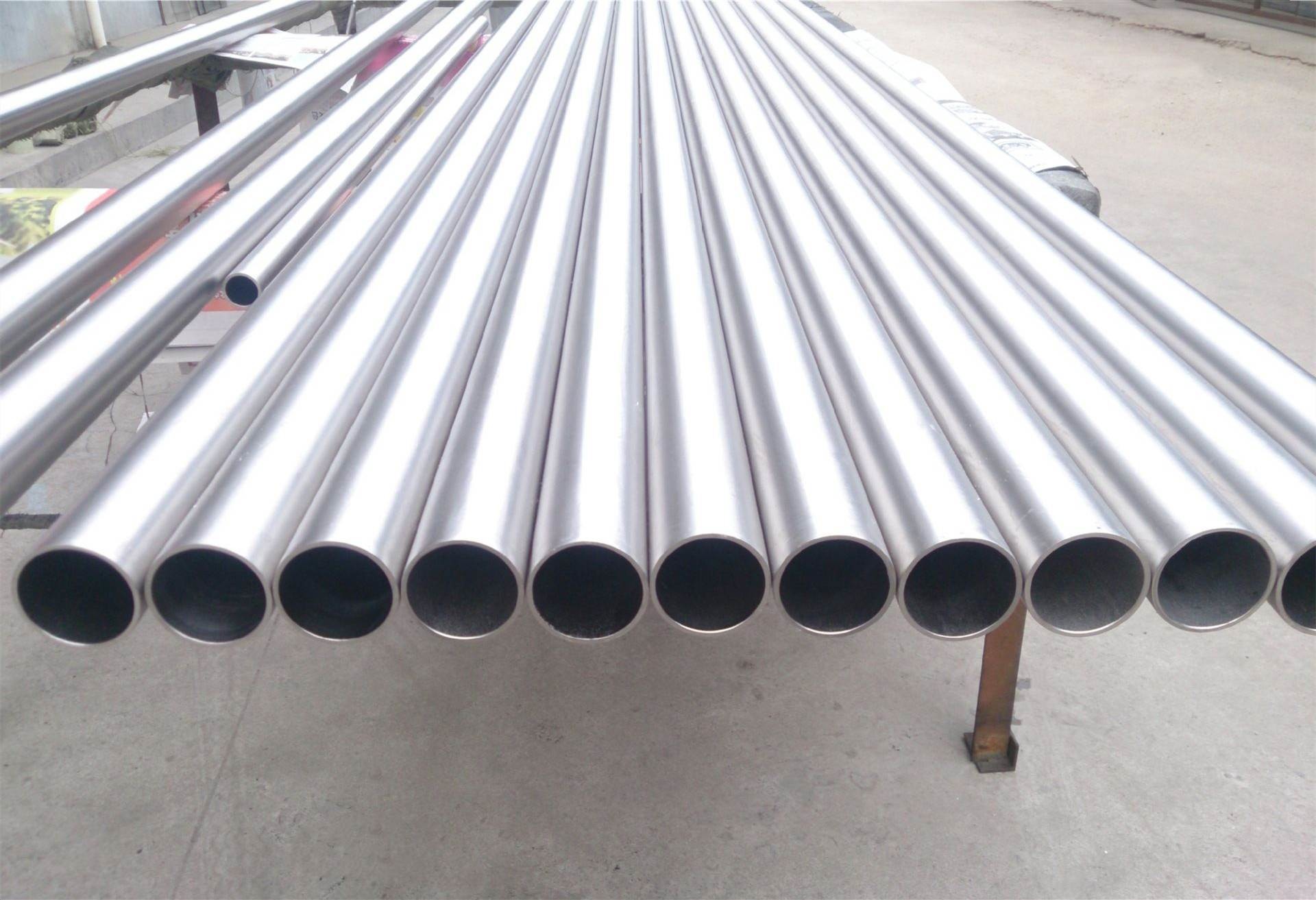 Hot sale Titanium Welded/Seamless Pipe , High Purity Titanium Seamless Tube Gr2, Best price titanium tube for marine