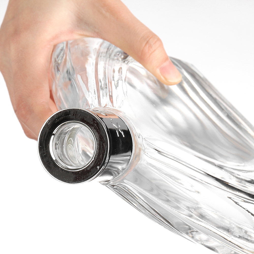 Transparent Round Empty Flint Glass Liquor Wine Whisky Vodka 50ml Capacity for Beverage