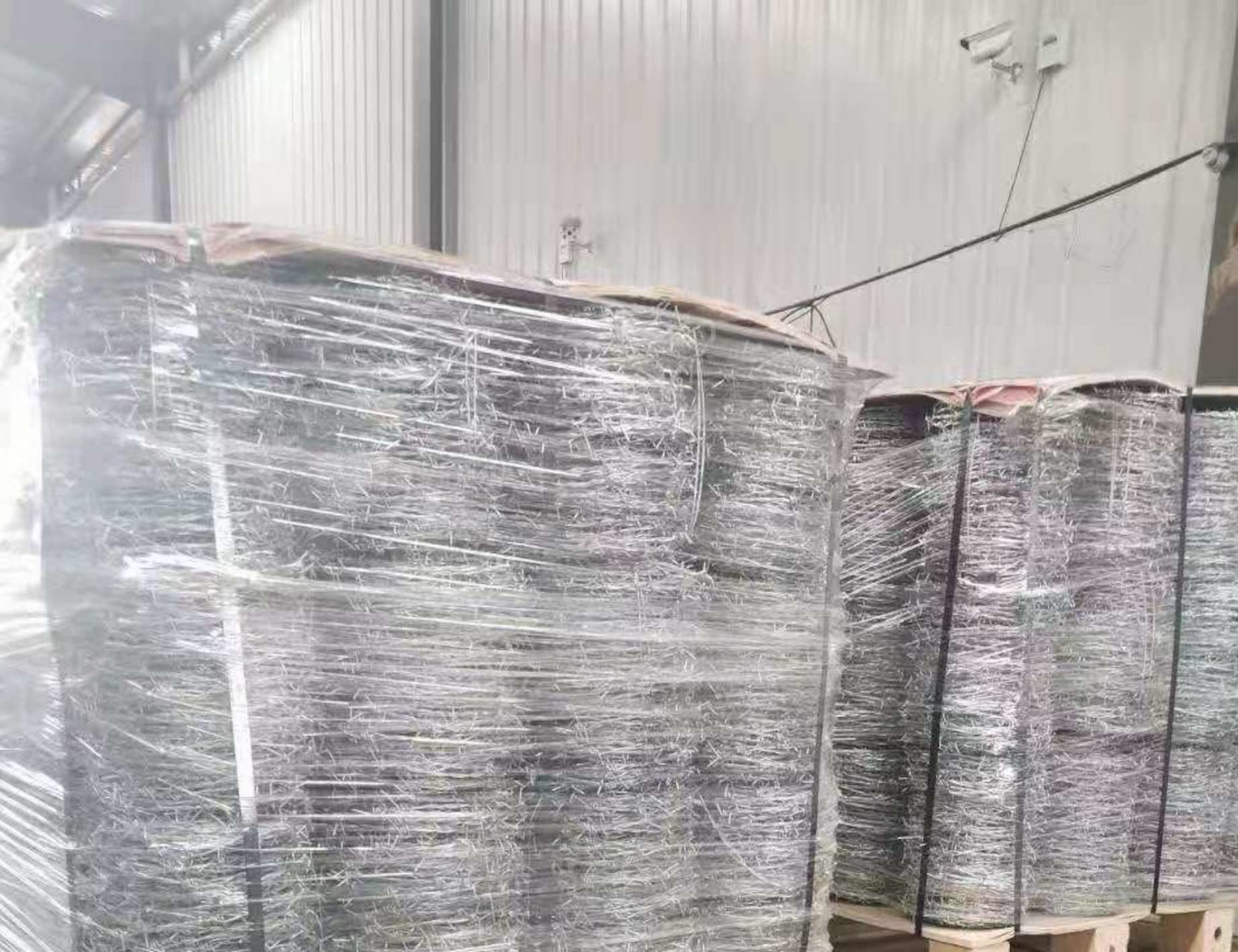 Yellow Anti Climb Barbed Wire Razor Coil Barbed Wire Single Screw Blade Gill Net