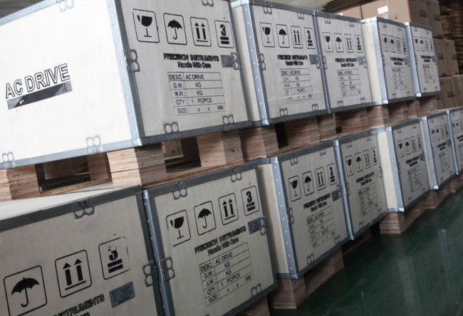 355KW Frequency Converter 60hz To 50hz 3 Phase AC Motor Speed Controller