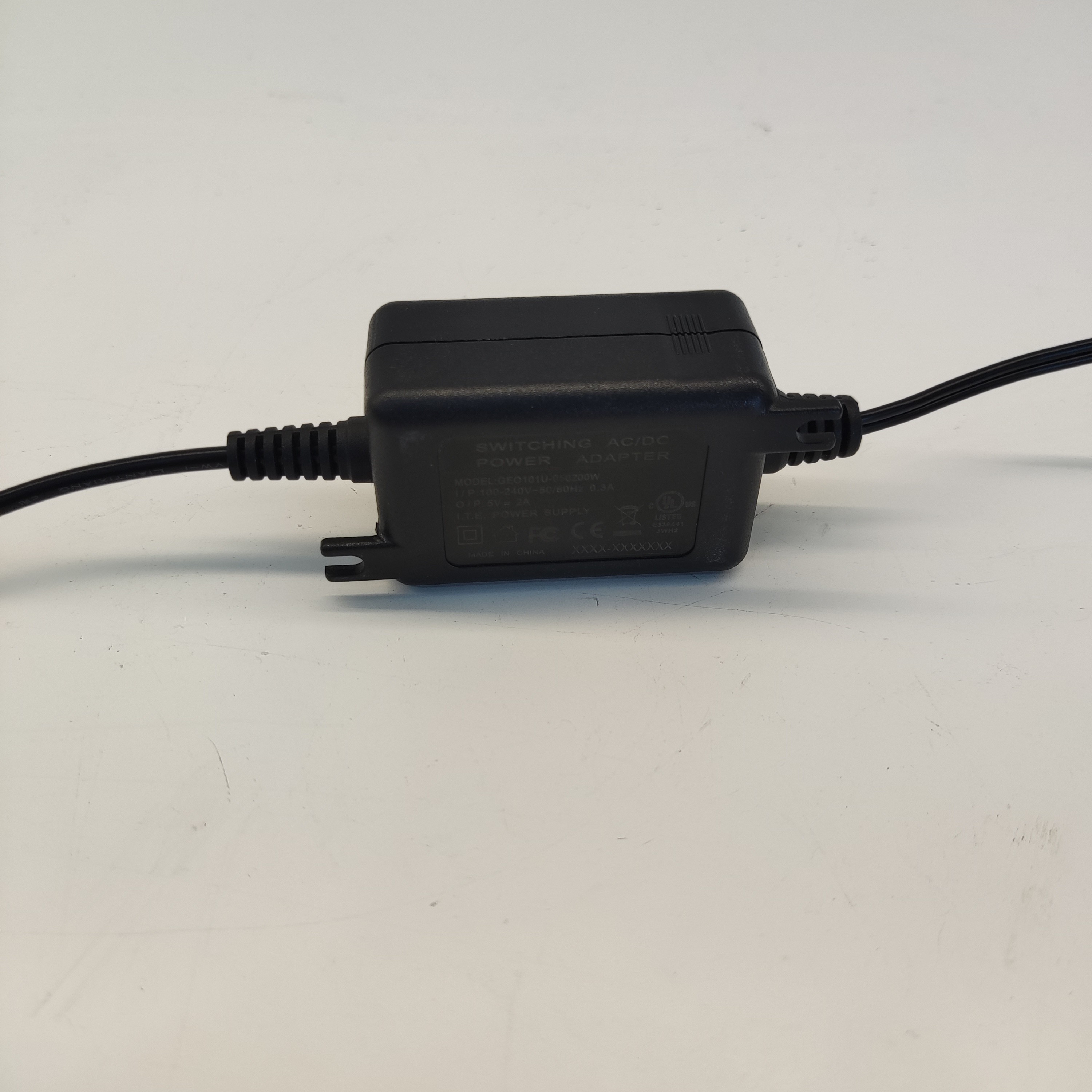 OEM 5V 1A 6W Desktop Power Adapter AC DC With Safety Protection