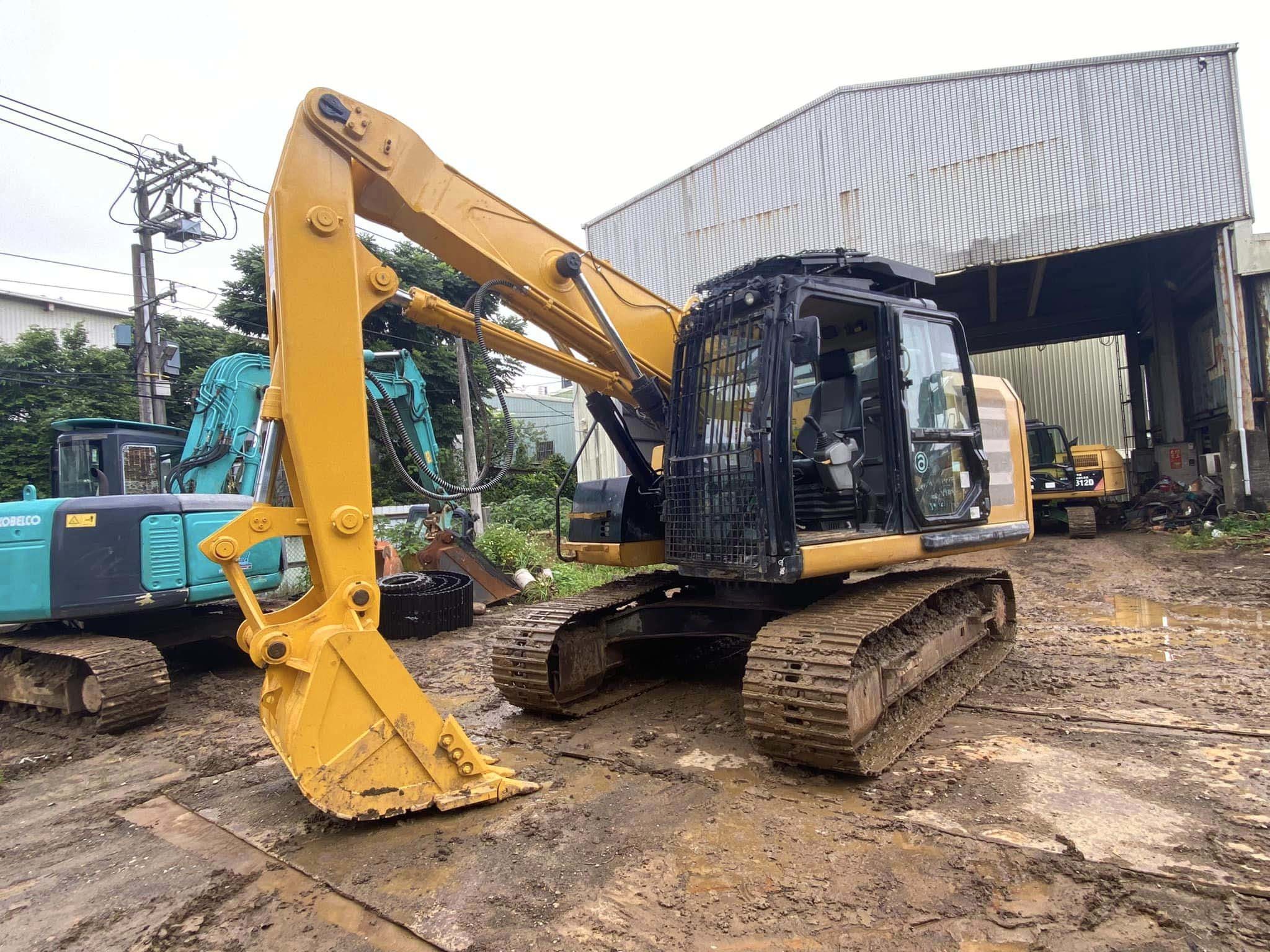 Excavator Shorten Heavy Duty Rock Boom and Arm for Digging Tunnel
