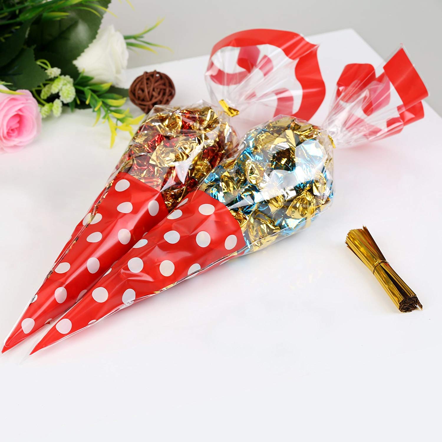 Transparent Cone Shaped Plastic Sweet Bags , Custom Party Candy Bags