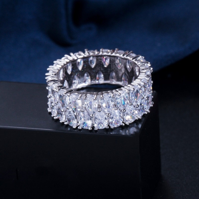 Hot Sale Rainbow CZ Ring For Women Fashion Engagement Wedding Ring Top Quality Charm Ring Jewelry