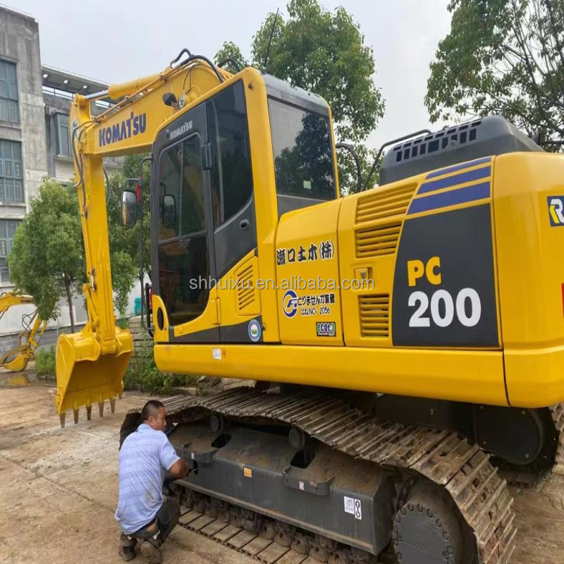 Komatsu Second hand hydraulic crawler excavator good quality Used digging machine Japan origin used komatsu pc200-8 excavator Komatsu Excavator