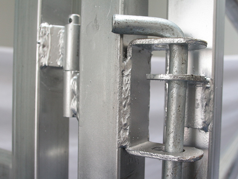 Strong Galvanized Cattle Panels Barrier With Easier Handle Free Size Gray Color