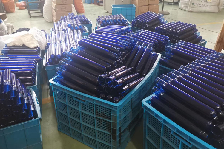 SMC High Pressure Valve PET Preform Raw Material for 18kW Power Disposable Water Bottle