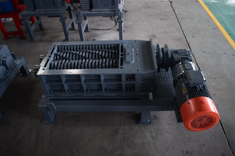SMALL METAL SHREDDER Metal Recycling Machine Scrap Metal Shredder Dual Shaft Shredder