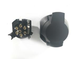China Standard Size Trailer Plugs And Sockets Black 7 Prong Round Trailer Plug wholesale