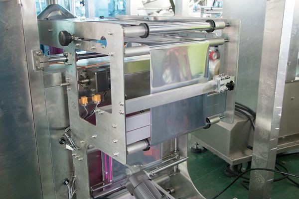 Automatic Potato Chips Packing Machine Manufacturer,automatic packing machine for popcorn, peanuts, beans, rice, etc