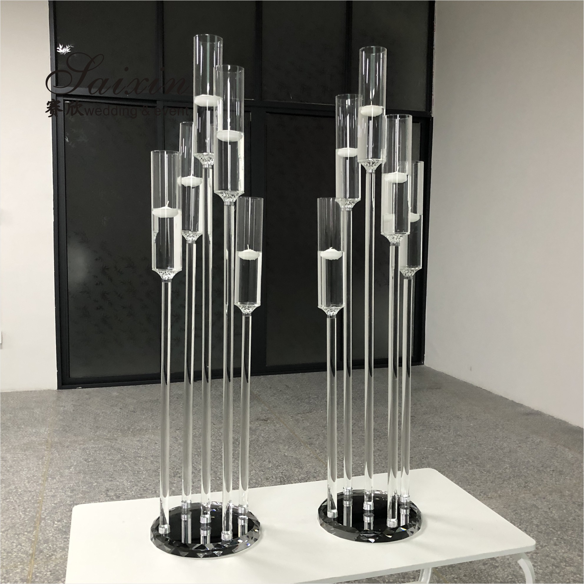 Saixin custom wedding event decoration gold centerpiece crystal pillar flower stands