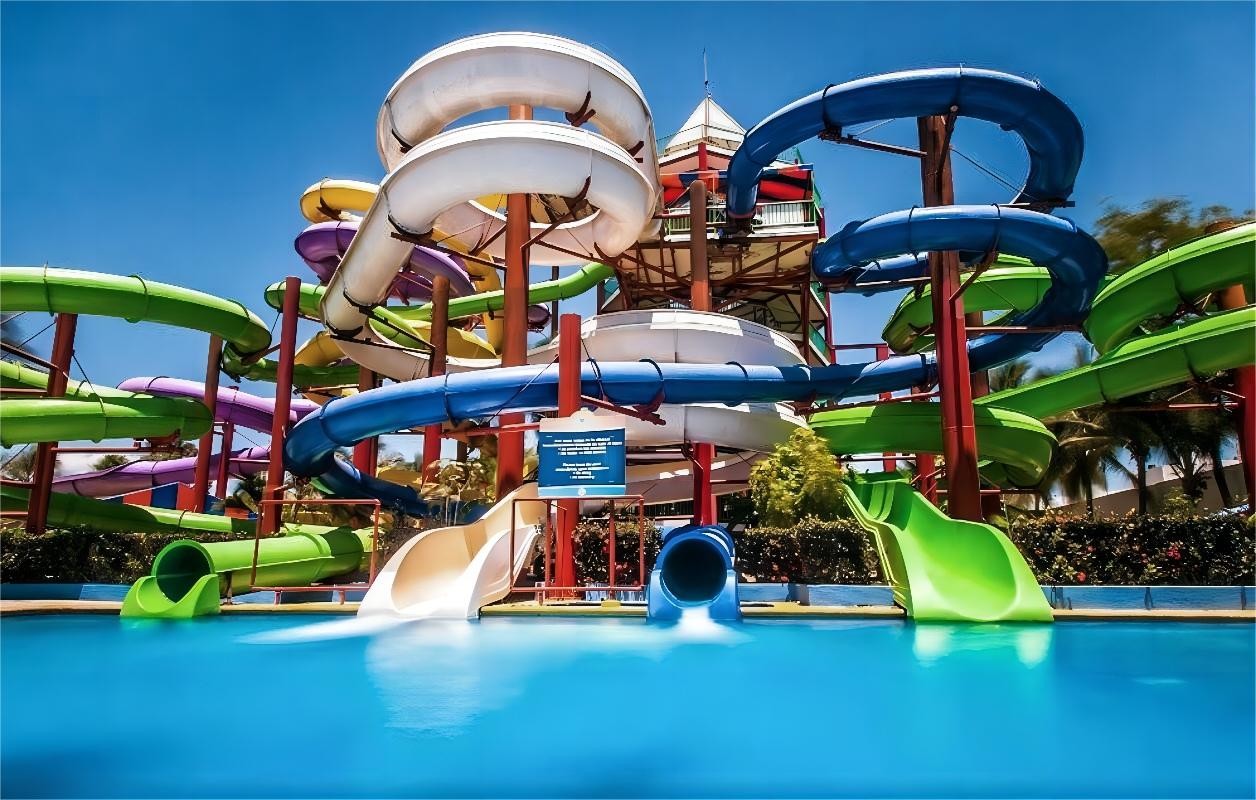 Adults Water Park Slide Soft Play Swimming Pool Accessories Fiberglass