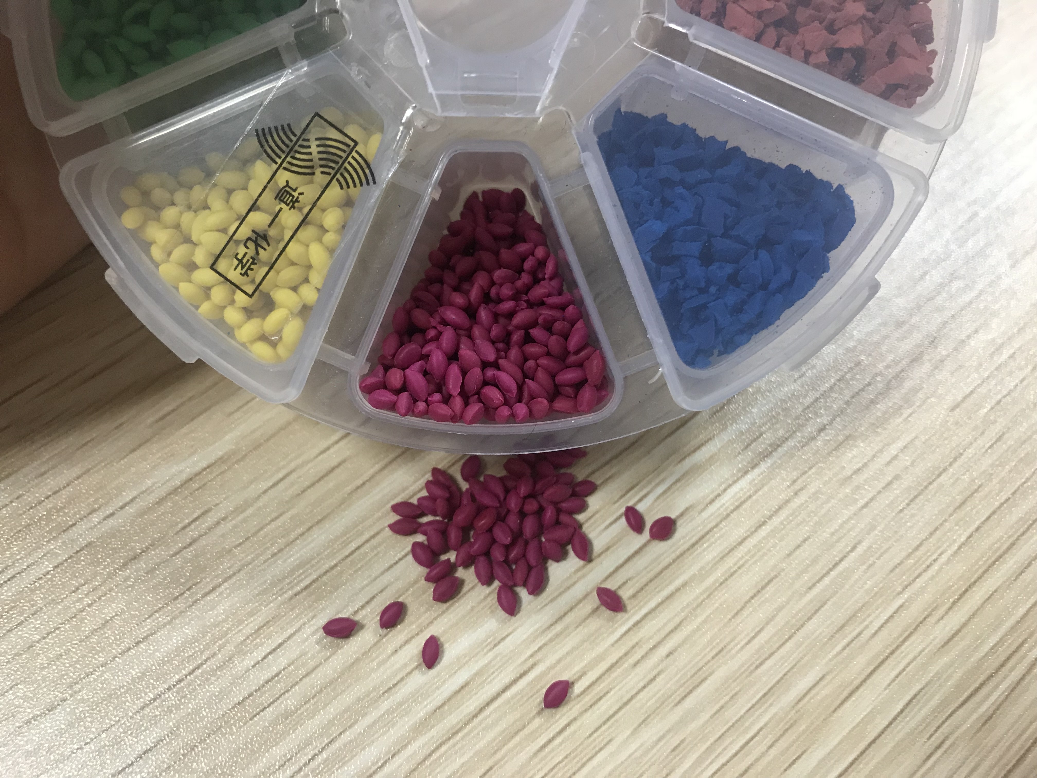 Anti UV Air Permeable Non Static Rubber Granules Flooring