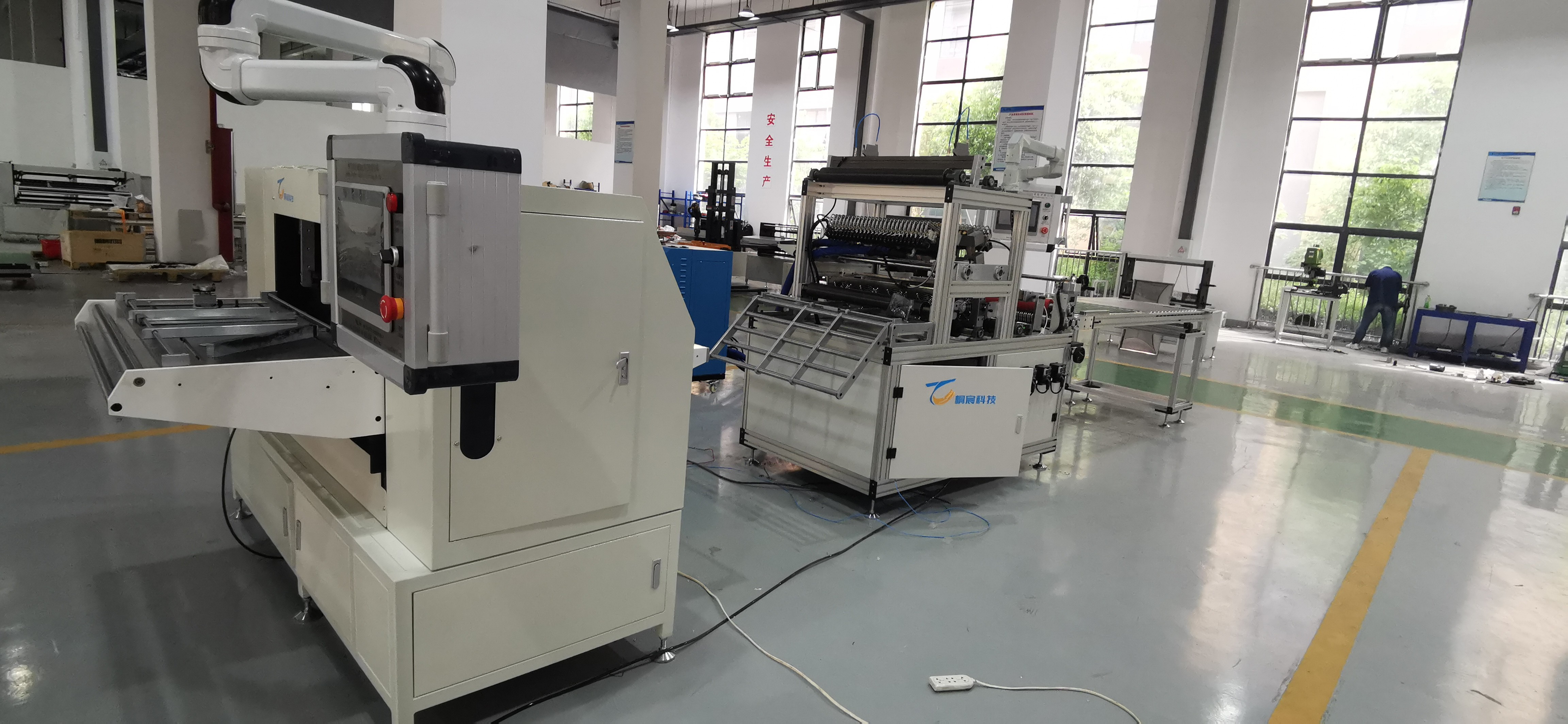 Customized Cabin Air Filter Making Machine 10pleats/min - 20pleats/min Filter Paper Pleating Machine