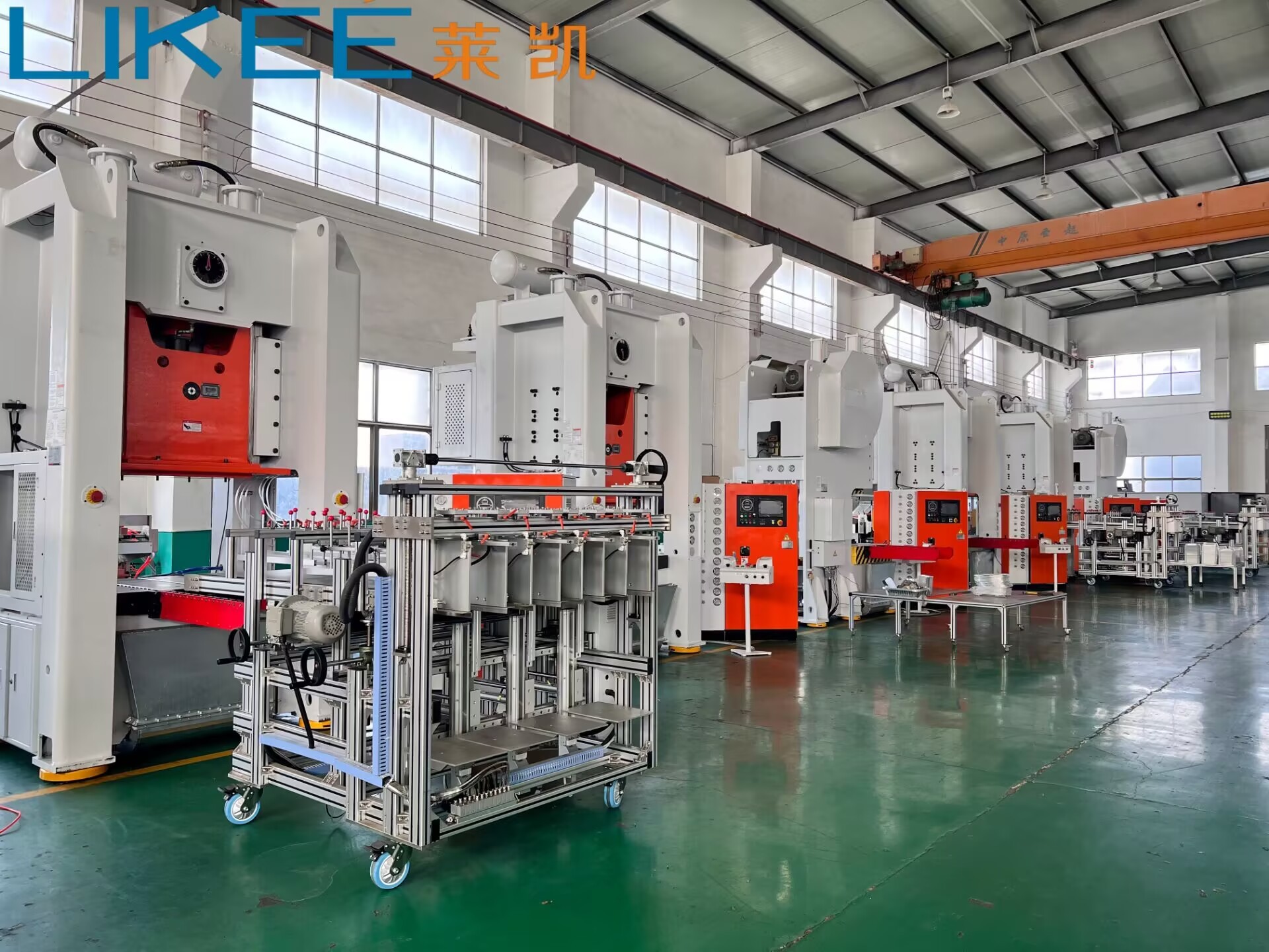 Stable Quality And Customized Automic Aluminum Foil Food Container Machine