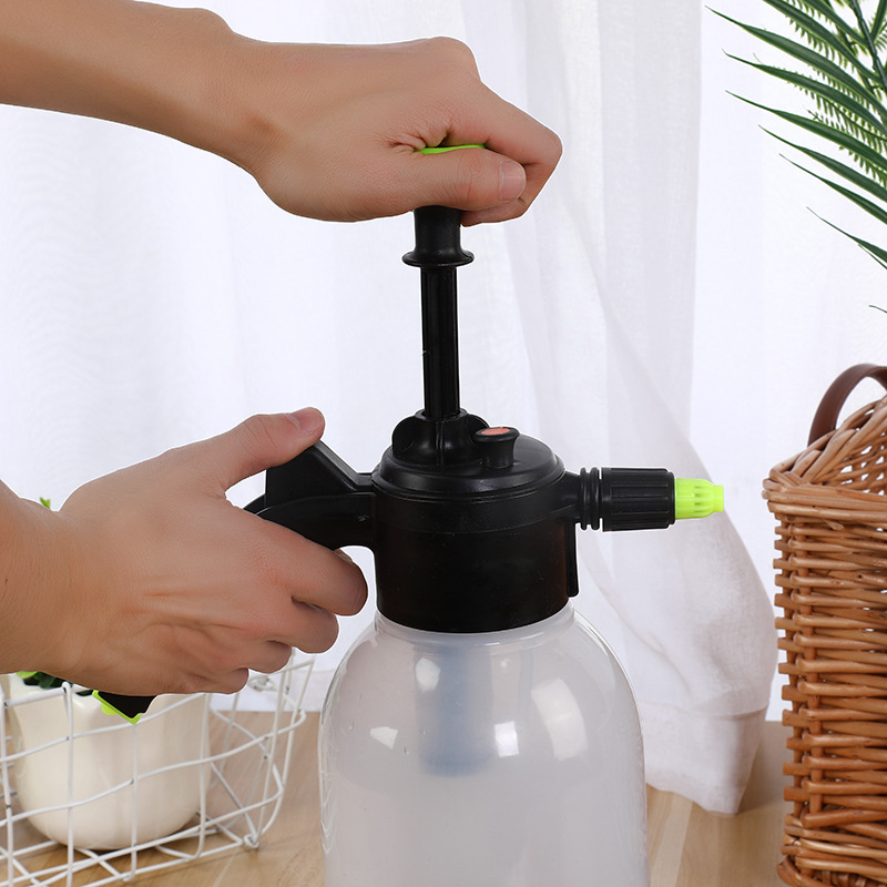 Best price plastic bottle sprayer hand pump power held water sprayer for home use trigger sprayer