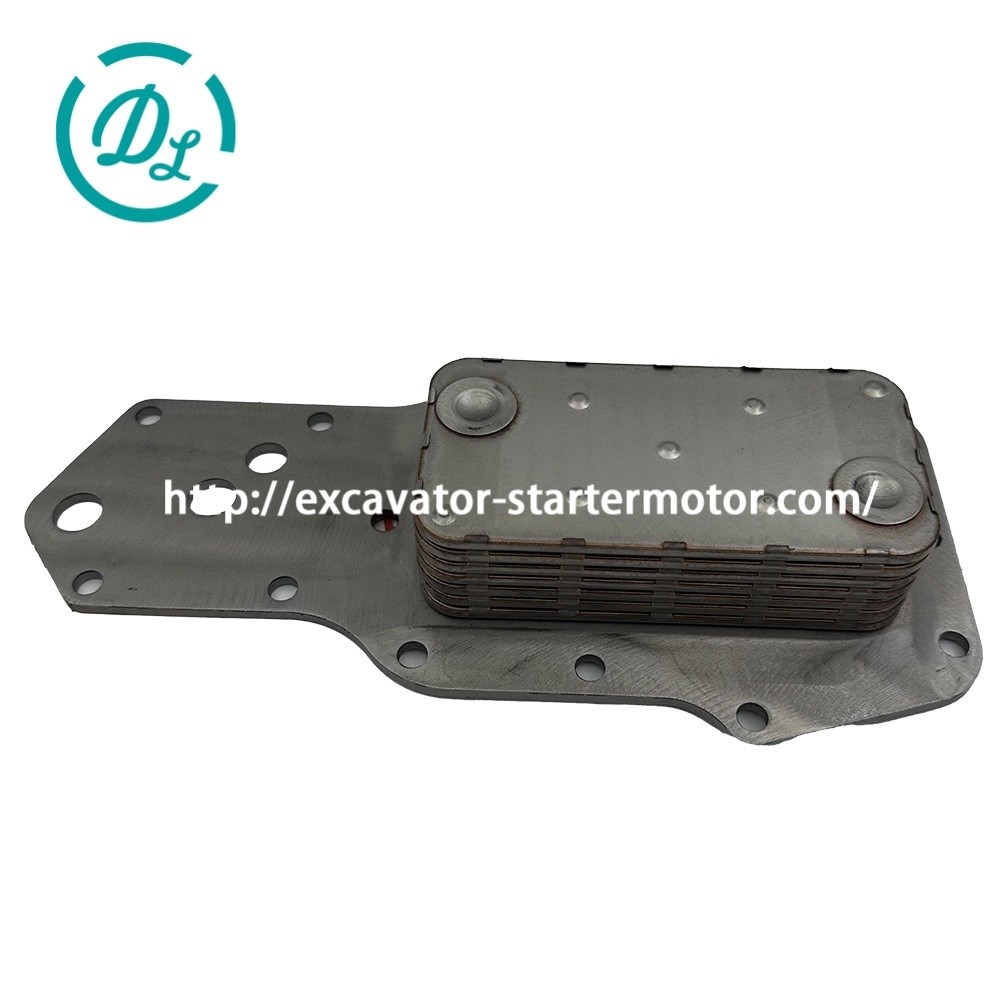 3918176 6735-61-2110 Oil Cooler Excavator Engine Part 6D102 6BT5.9