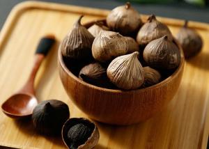 China 4cm 100 Natural Fermented Black Garlic For Making Melanin wholesale